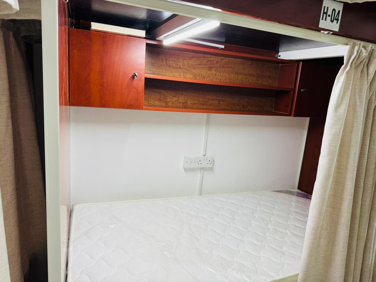 Al Nahda 1 Bedspace